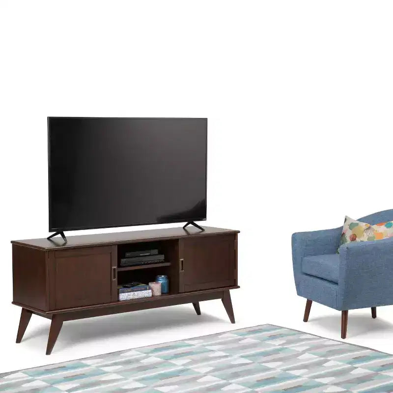 Meuble TV mi-siècle en bois massif pour téléviseurs jusqu'à 66